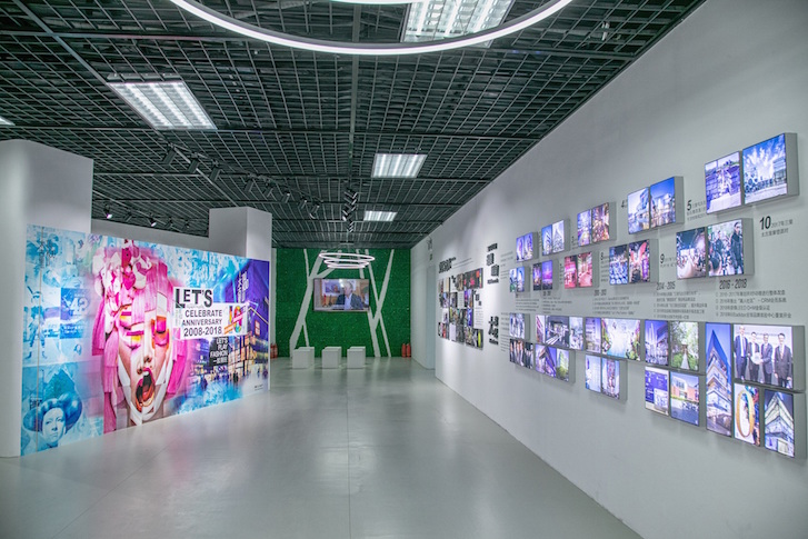 The exhibition, held at Taikoo Li Sanlitun North, chronicled the ten-year transformation of the area.