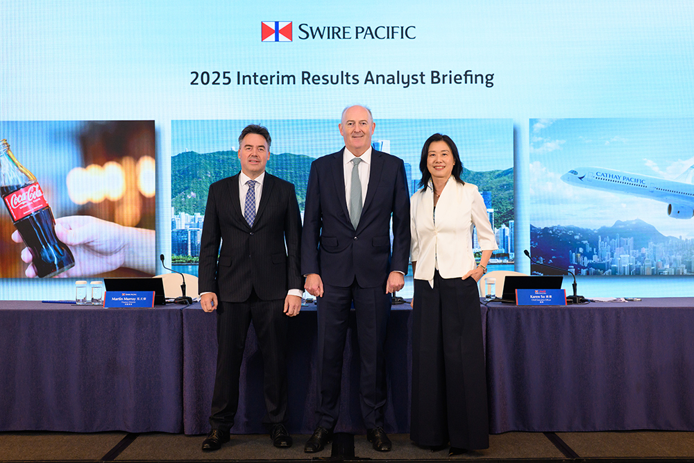 Swire Pacific Interim Results Analyst Briefing (left to right): Swire Pacific&rsquo;s Finance Director, Martin Murray and Chairman, Guy Bradley, Swire Coca-Cola&rsquo;s Chief Executive Officer, Karen So.