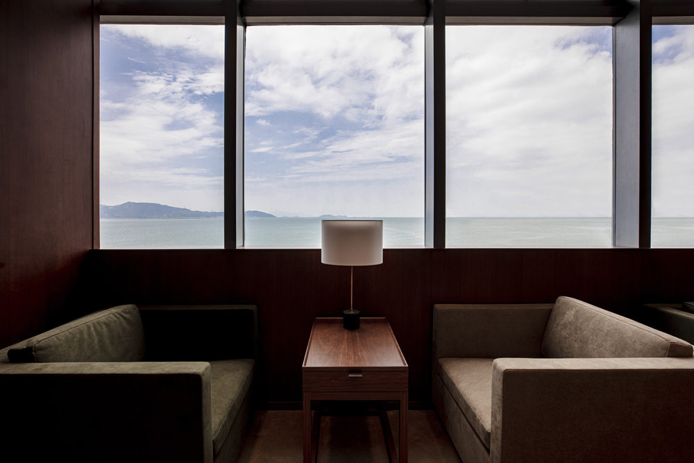 Shekou lounge