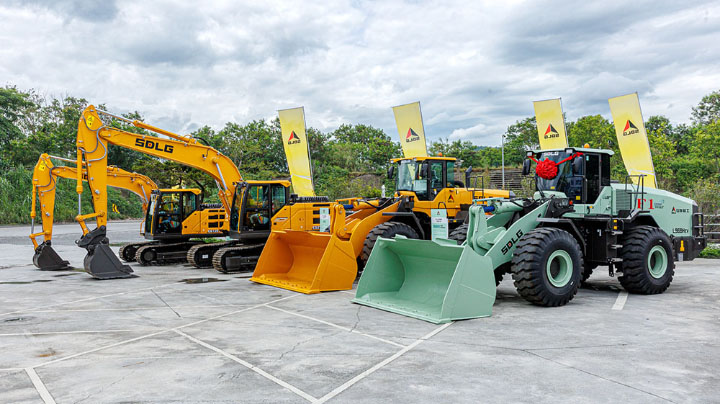First all-electric excavator