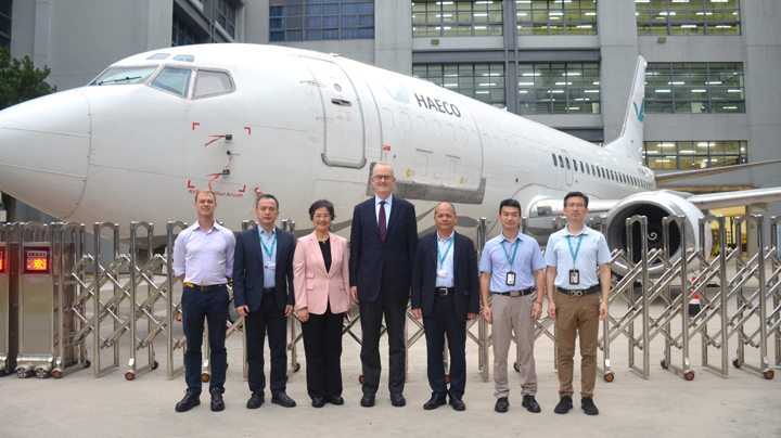 Swire Chairman visits HAECO in Xiamen 